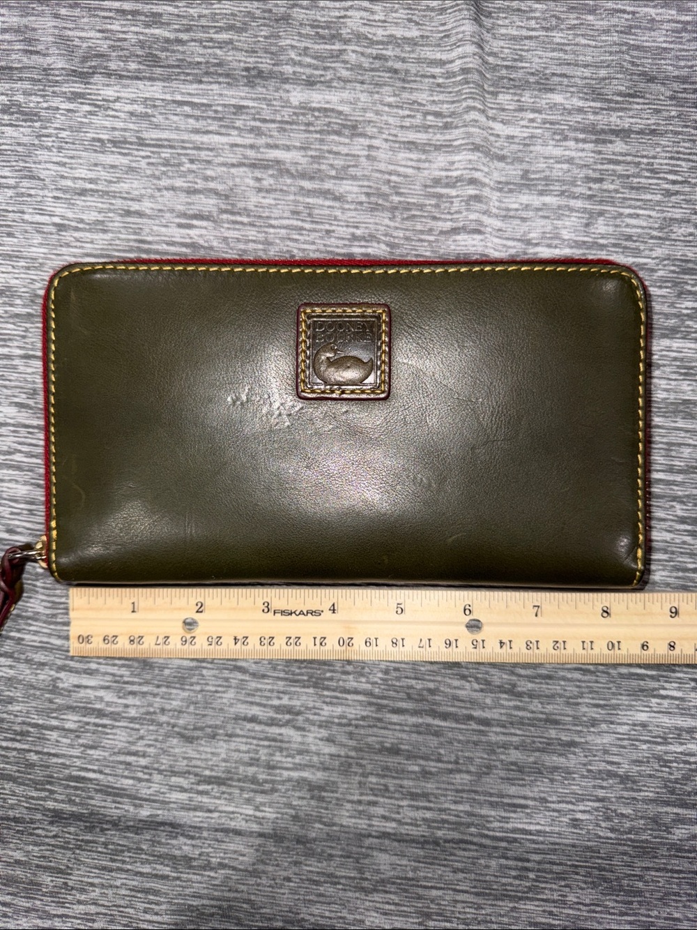 Dooney & Bourke HTF Fern Florentine Leather Zip around